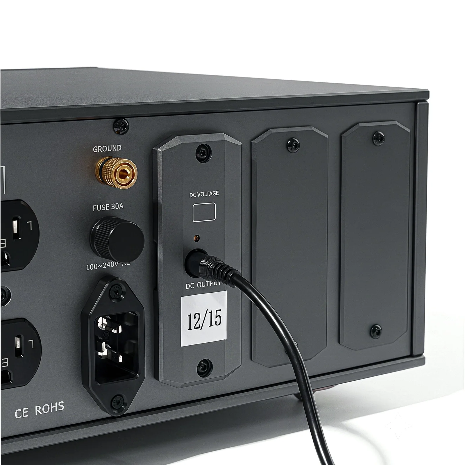 XLO Reference 電源處理器 — 細節 1